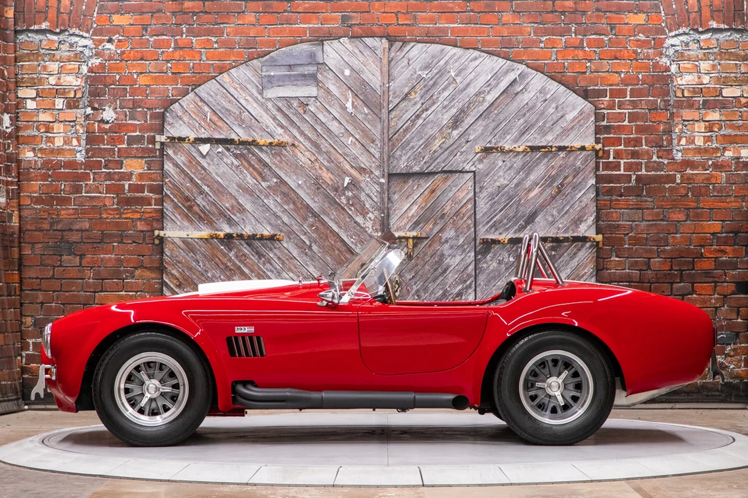 Shelby Cobra Replica - Image 16 of 31