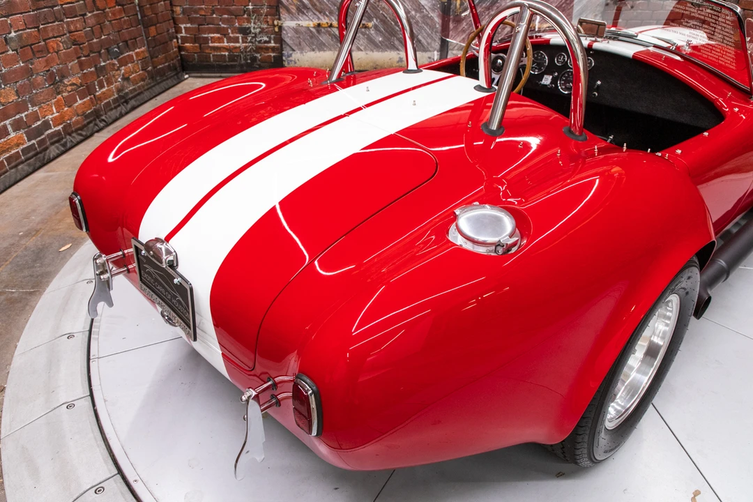 Shelby Cobra Replica - Image 23 of 31