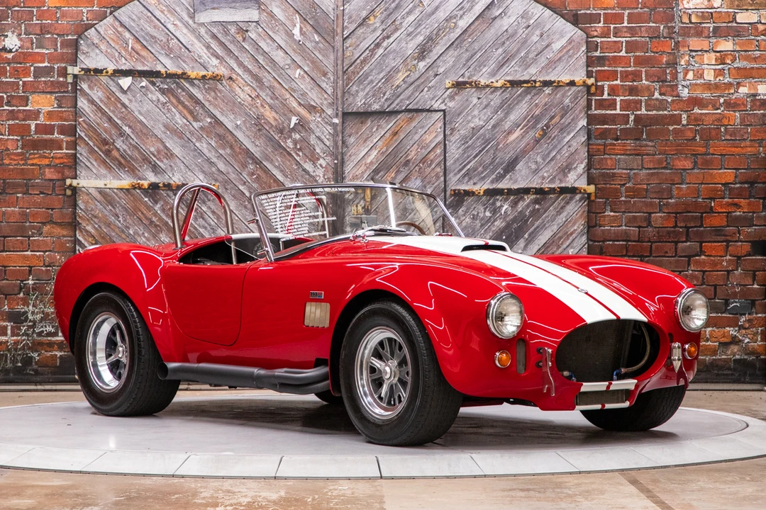 Shelby Cobra Replica - Image 11 of 31