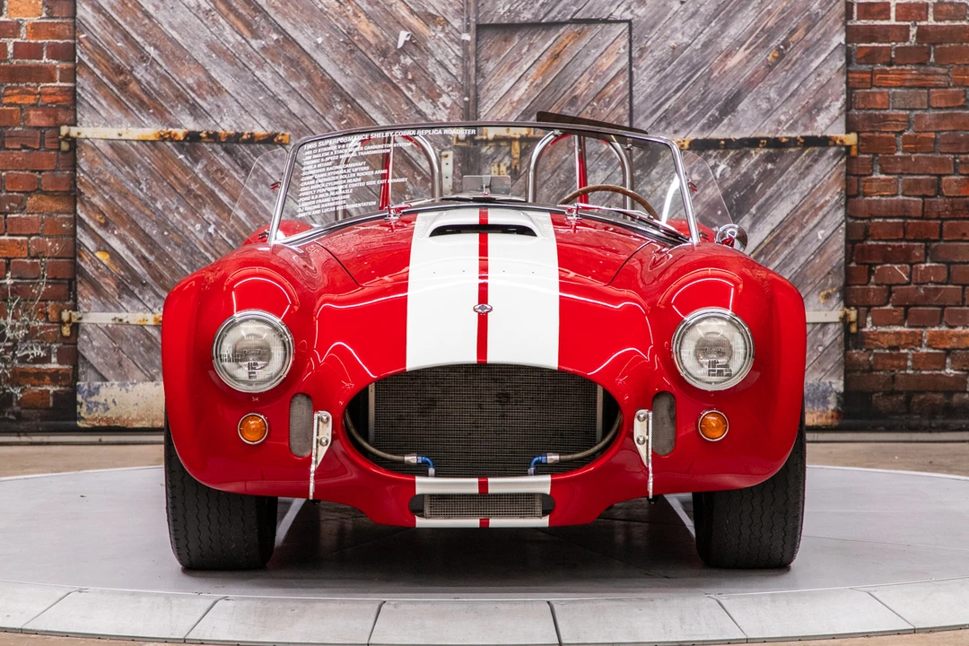 Shelby Cobra Replica - Image 10 of 31