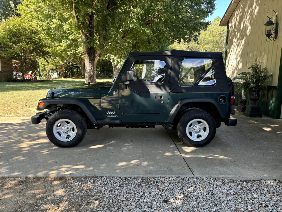 2005 Jeep TJ Wrangler - Image 18 of 31