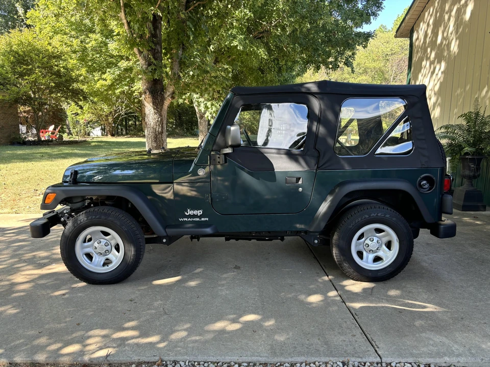 2005 Jeep TJ Wrangler - Image 19 of 31