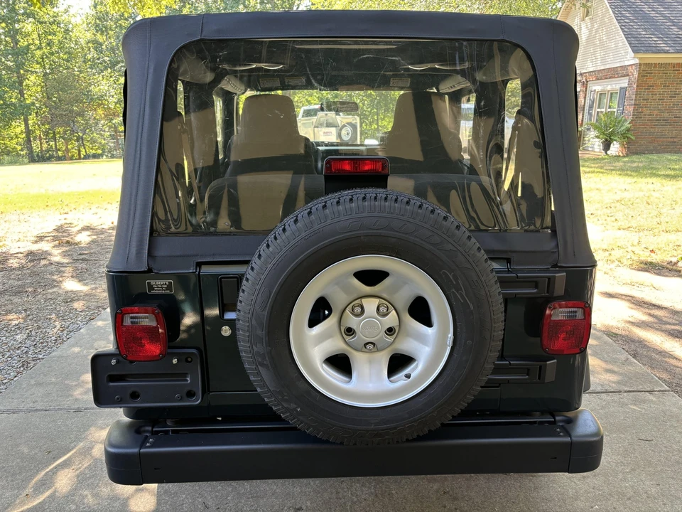 2005 Jeep TJ Wrangler - Image 15 of 31