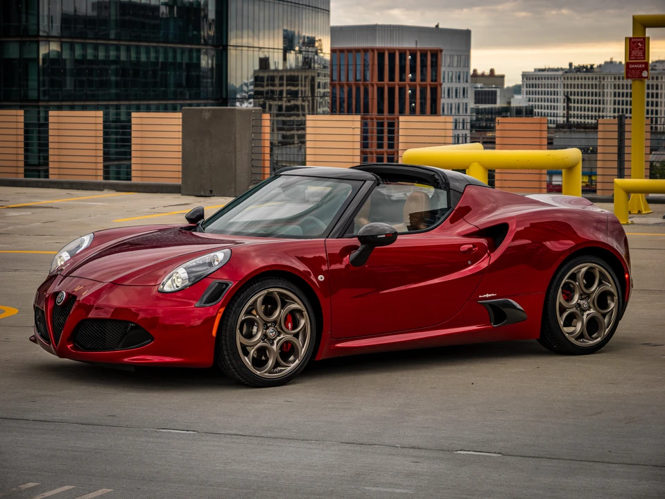 2020 Alfa Romeo 4C Spider - Image 2 of 31