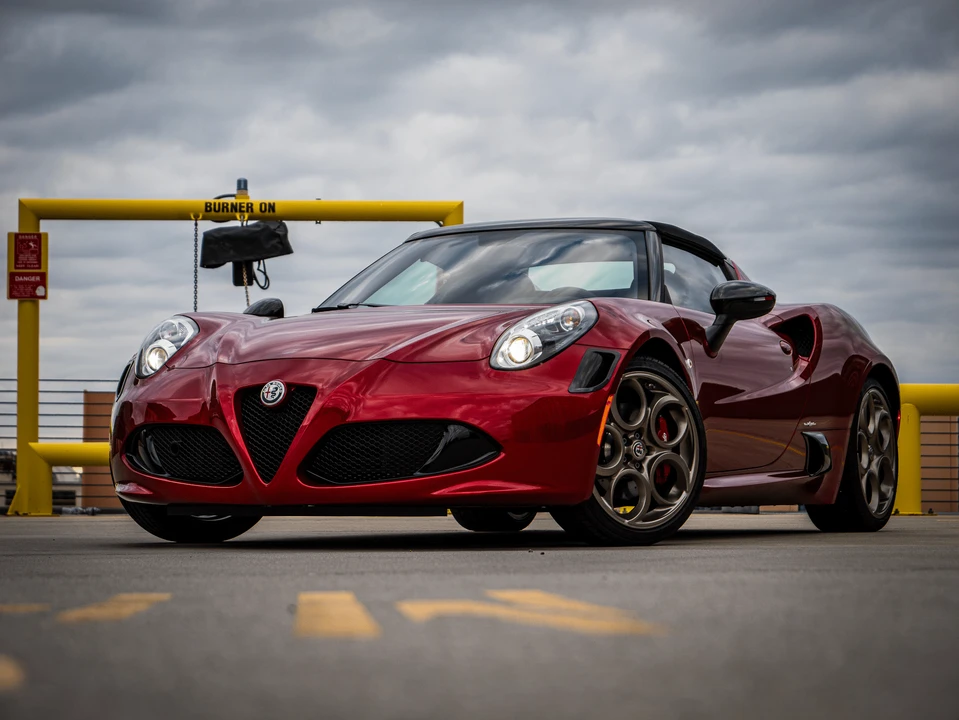 2020 Alfa Romeo 4C Spider - Image 9 of 31