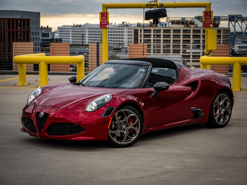 2020 Alfa Romeo 4C Spider - Image 6 of 31