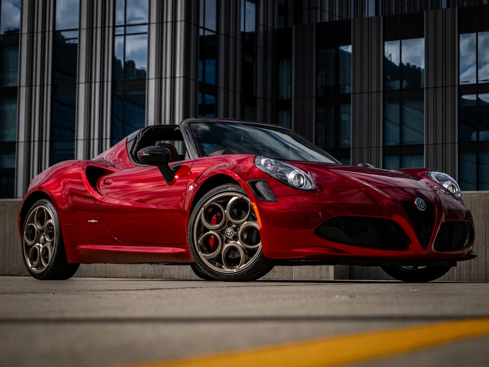2020 Alfa Romeo 4C Spider - Image 27 of 31