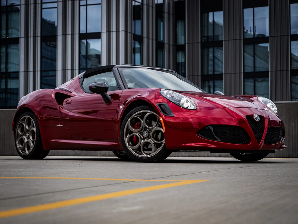 2020 Alfa Romeo 4C Spider - Image 23 of 31