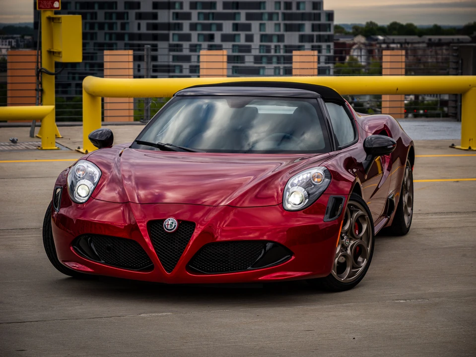 2020 Alfa Romeo 4C Spider - Image 12 of 31