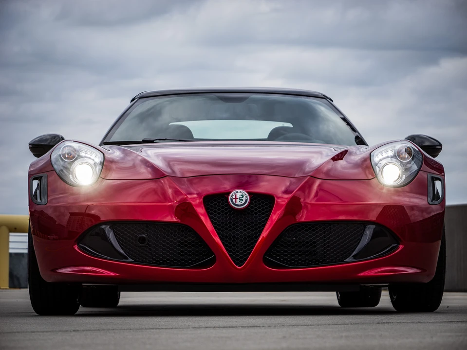 2020 Alfa Romeo 4C Spider - Image 17 of 31