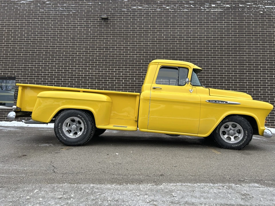 1957 Chevrolet Task Force - Image 26 of 31