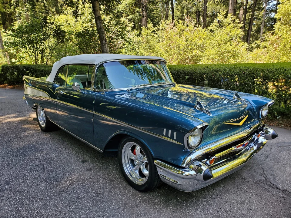 1957 Chevrolet Tri-Five Bel Air Convertible - Image 28 of 31