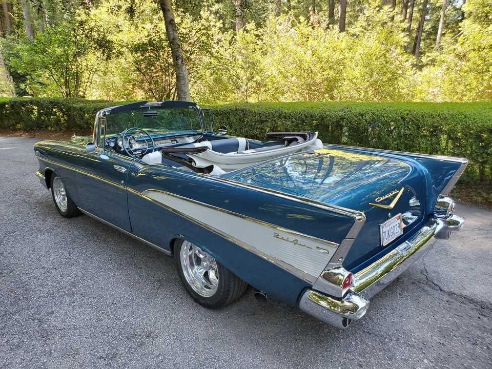 1957 Chevrolet Tri-Five Bel Air Convertible - Image 20 of 31