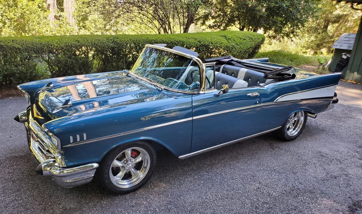 1957 Chevrolet Tri-Five Bel Air Convertible - Image 3 of 31