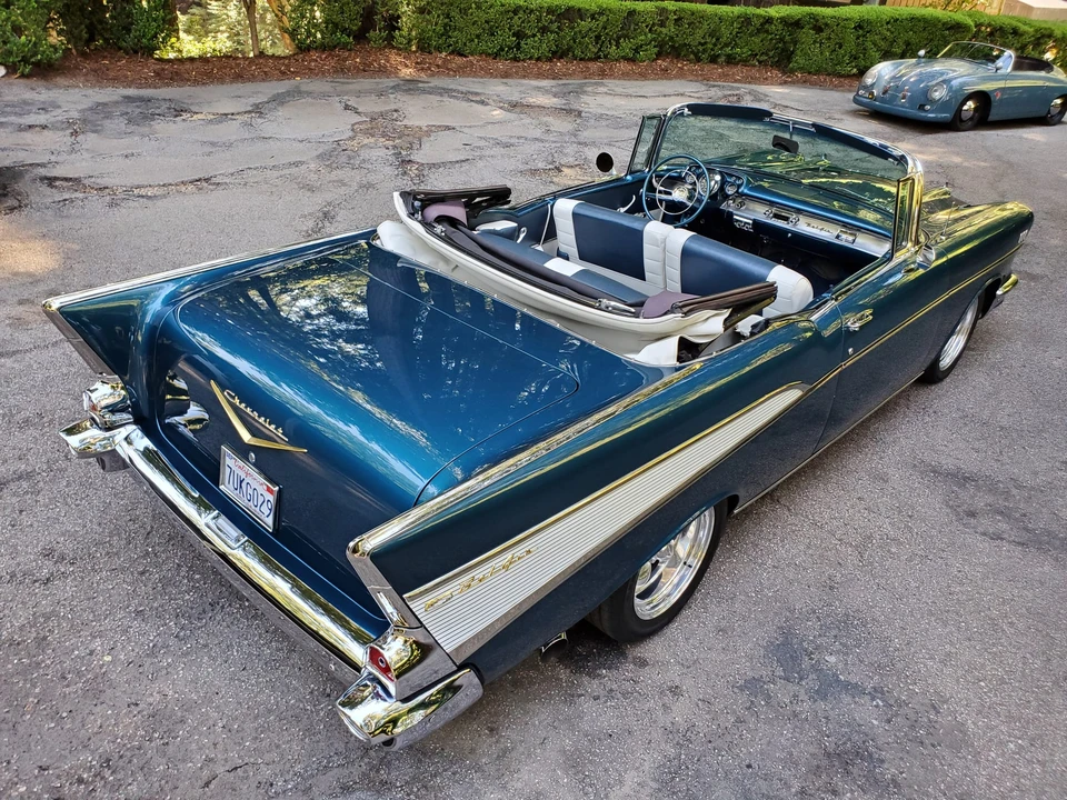 1957 Chevrolet Tri-Five Bel Air Convertible - Image 10 of 31