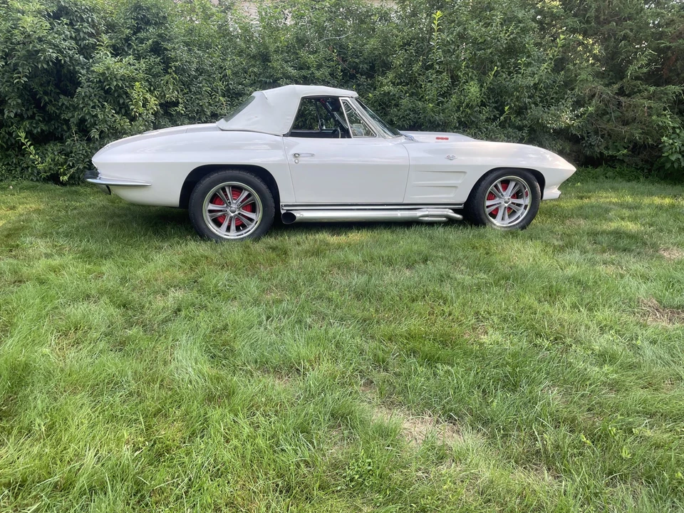 1963 Chevrolet Corvette C2 - Image 14 of 31