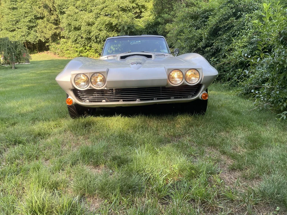 1963 Chevrolet Corvette C2 - Image 18 of 31