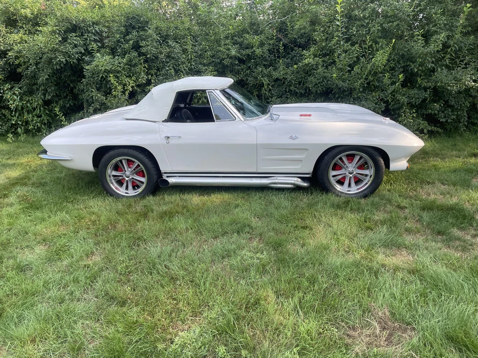 1963 Chevrolet Corvette C2 - Image 13 of 31