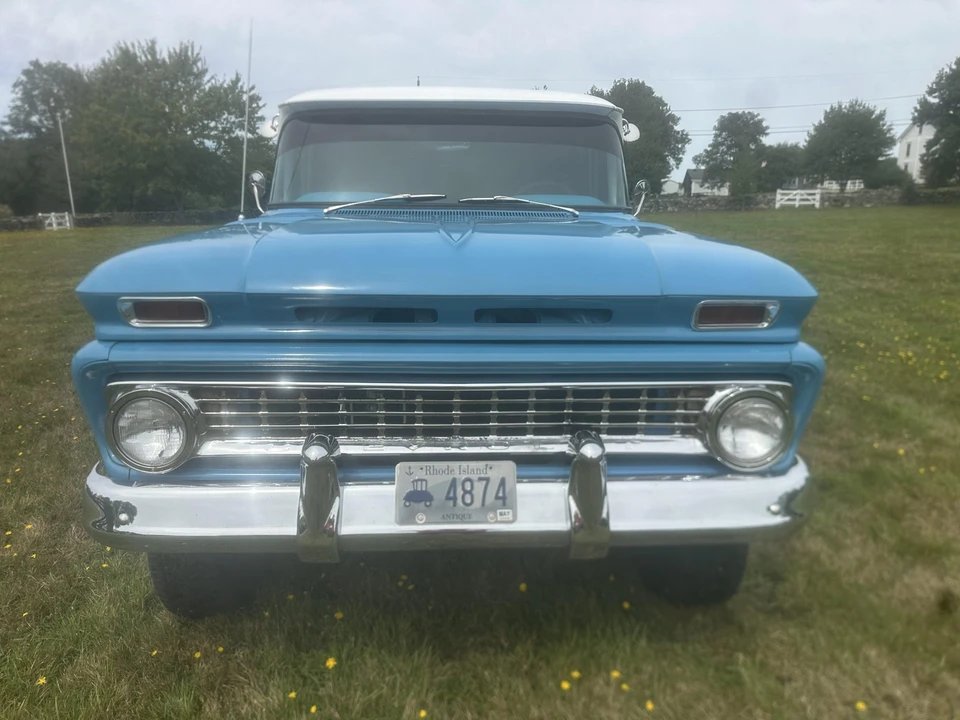 1963 Chevrolet Suburban 4th Gen - Image 2 of 31
