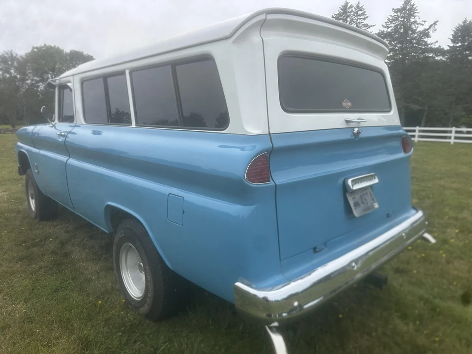 1963 Chevrolet Suburban 4th Gen - Image 10 of 31