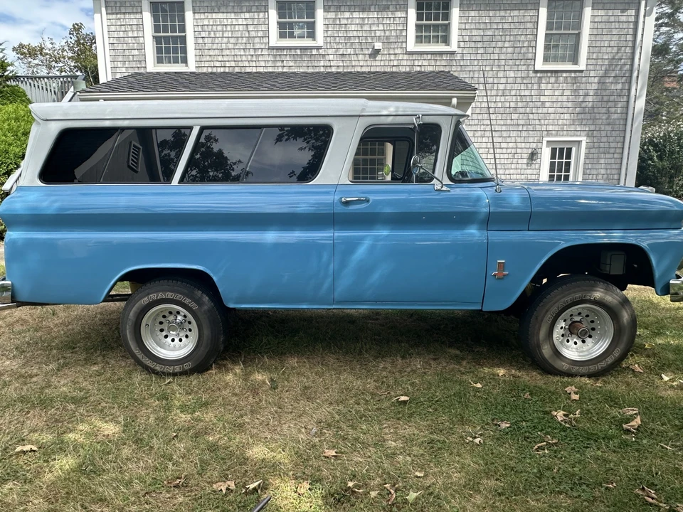1963 Chevrolet Suburban 4th Gen - Image 6 of 31