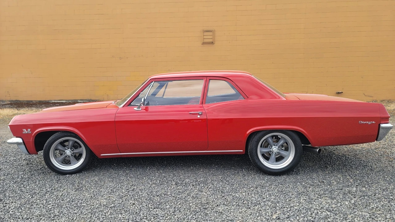 1965 Chevrolet Biscayne - Image 10 of 31