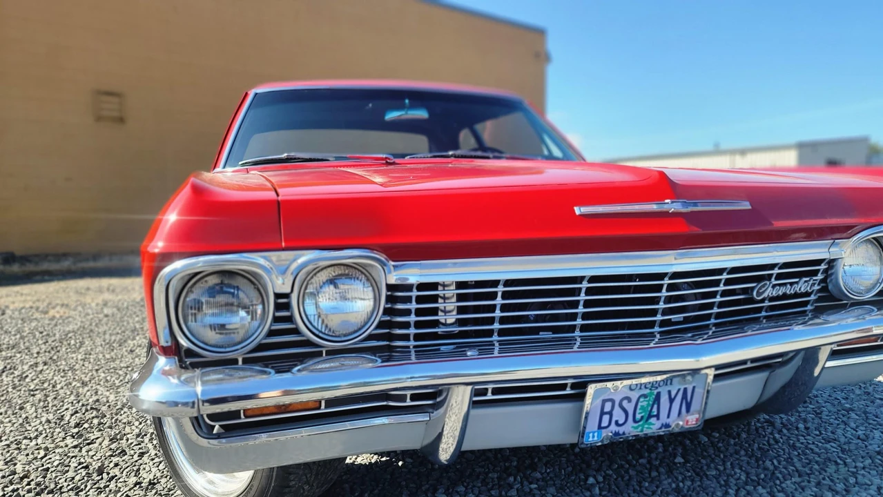 1965 Chevrolet Biscayne - Image 20 of 31