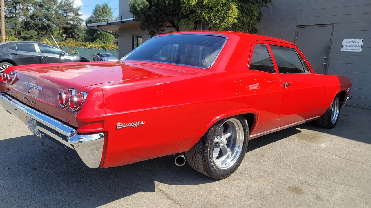 1965 Chevrolet Biscayne - Image 15 of 31