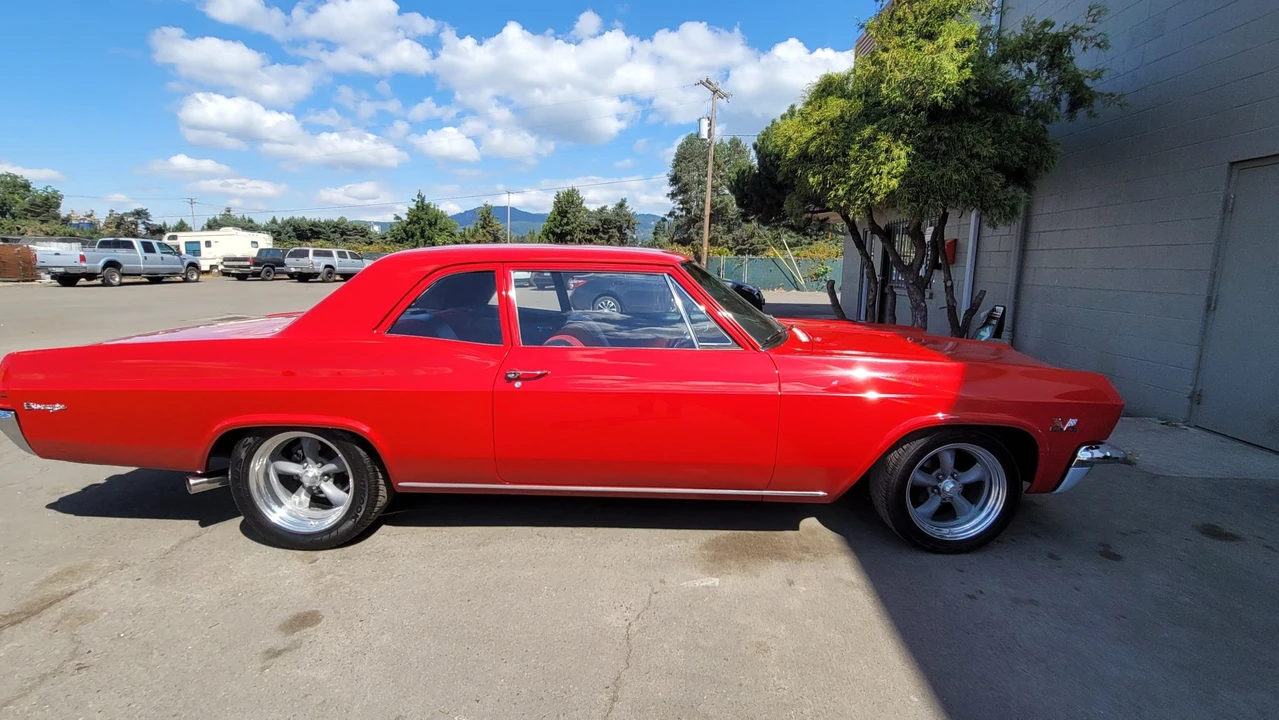 1965 Chevrolet Biscayne - Image 14 of 31