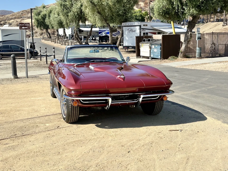 1965 Chevrolet Corvette C2 - Image 6 of 31