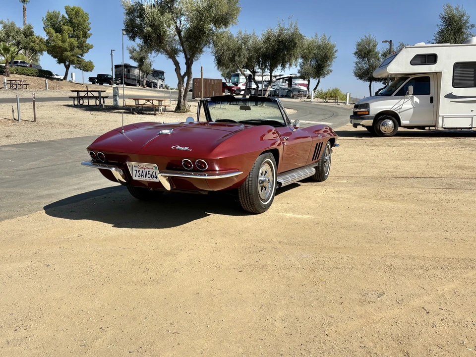 1965 Chevrolet Corvette C2 - Image 13 of 31
