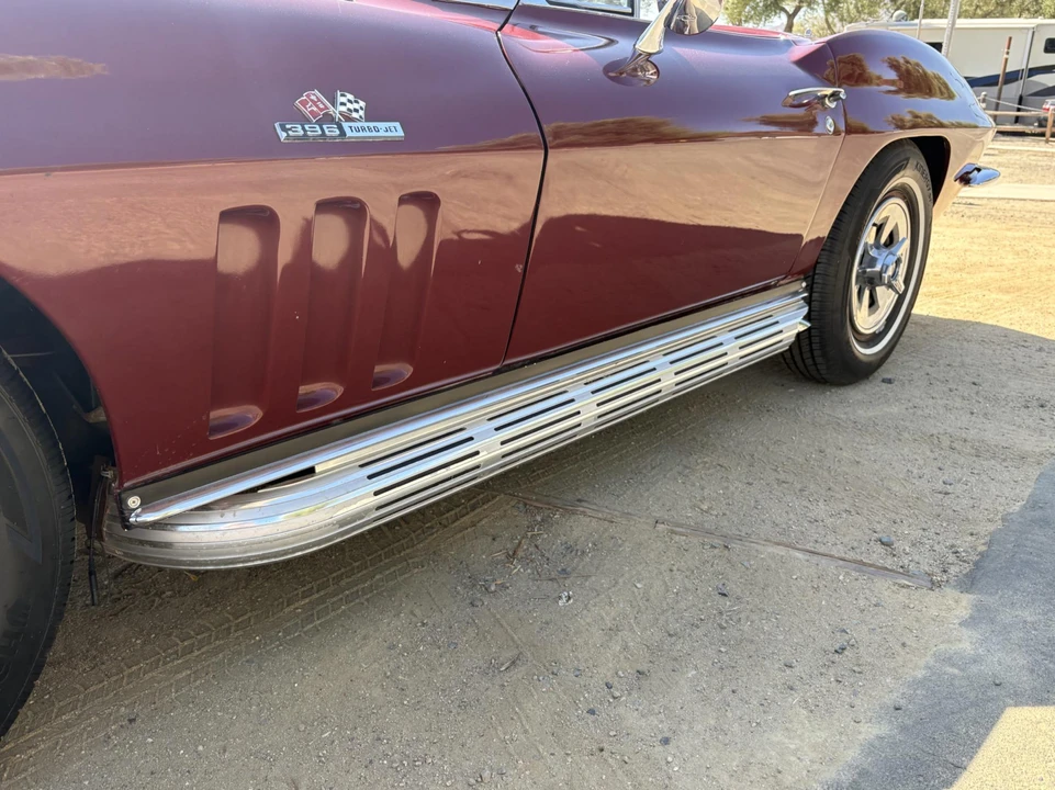1965 Chevrolet Corvette C2 - Image 23 of 31