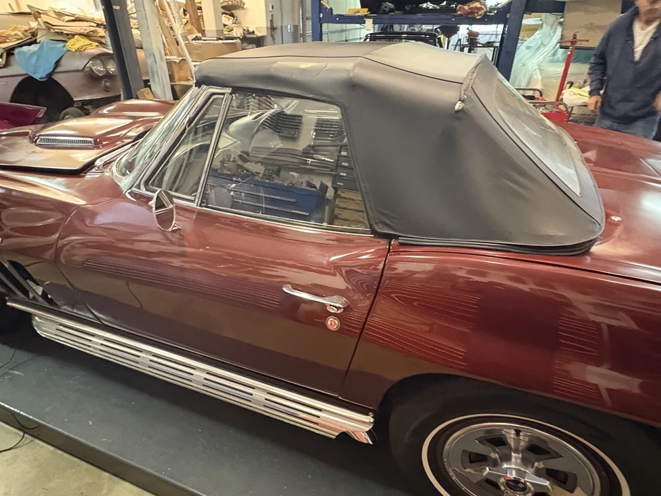 1965 Chevrolet Corvette C2 - Image 22 of 31