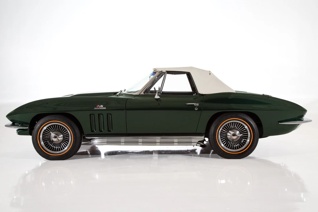 1965 Chevrolet Corvette C2 - Image 14 of 31
