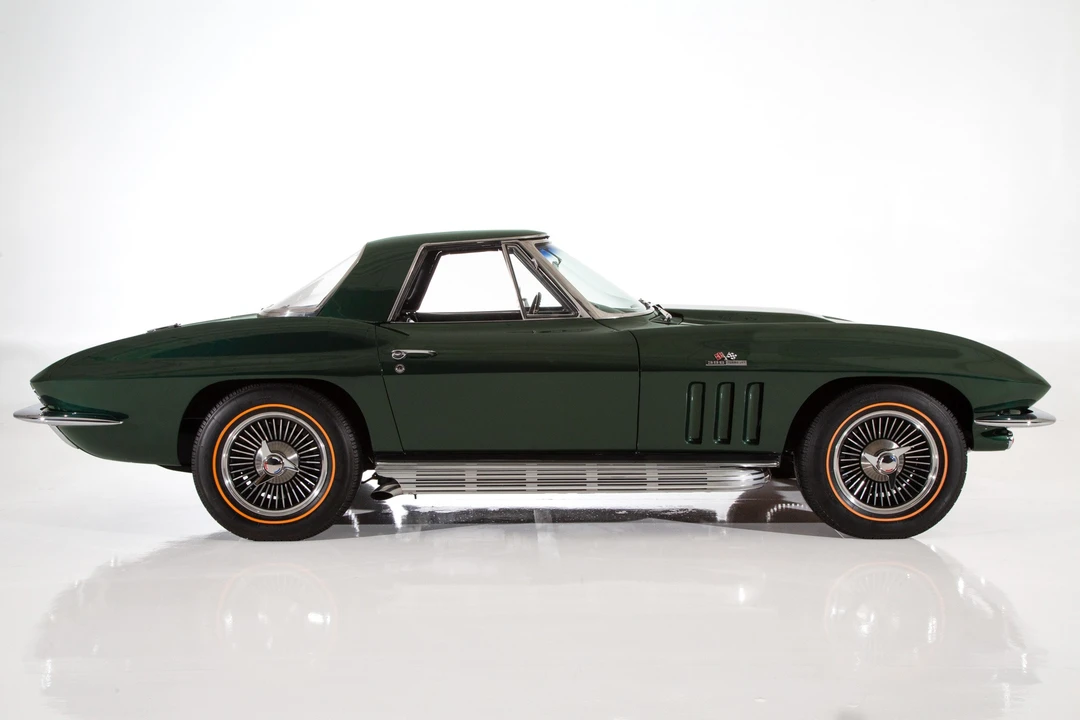 1965 Chevrolet Corvette C2 - Image 17 of 31