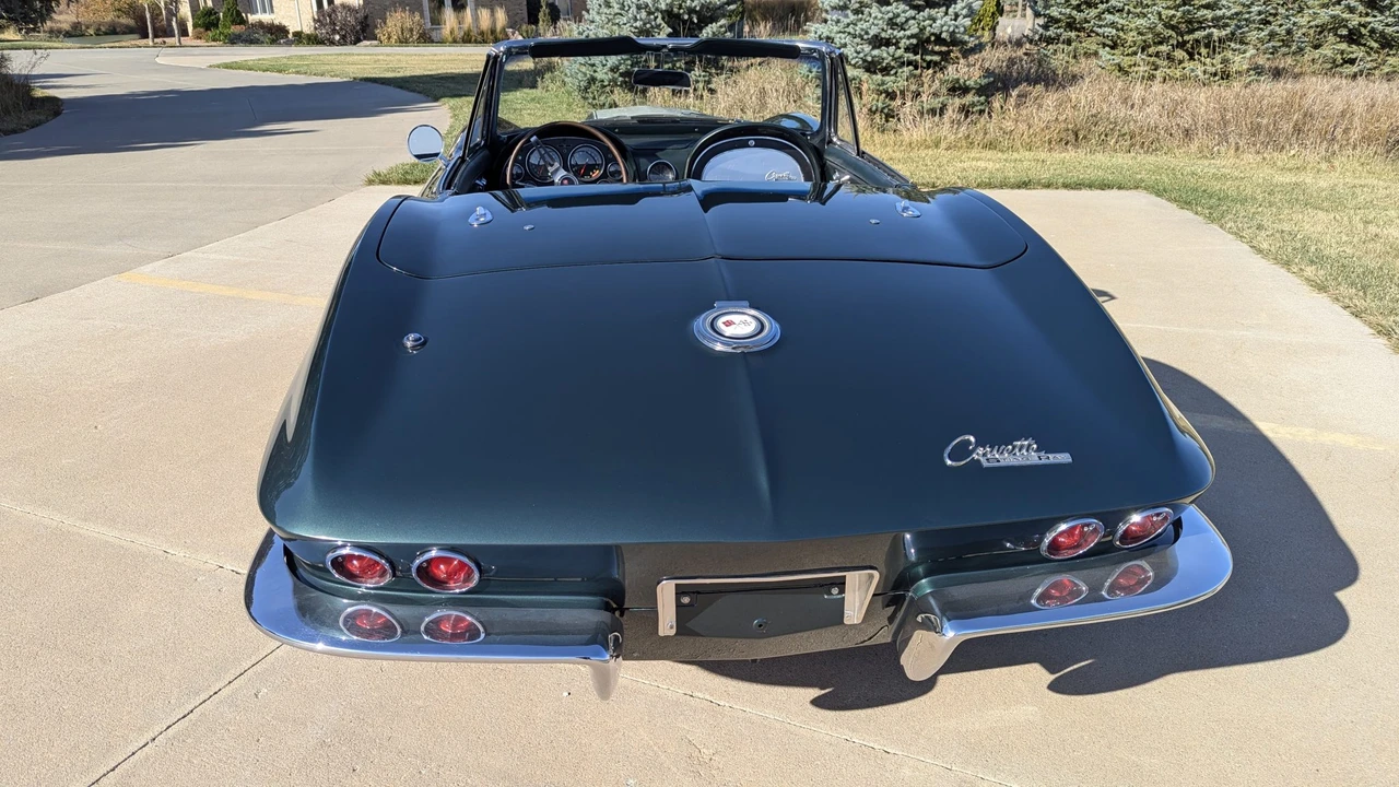 1965 Chevrolet Corvette C2 - Image 10 of 31