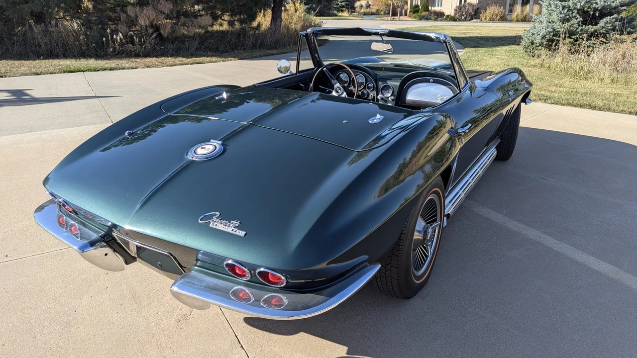 1965 Chevrolet Corvette C2 - Image 9 of 31