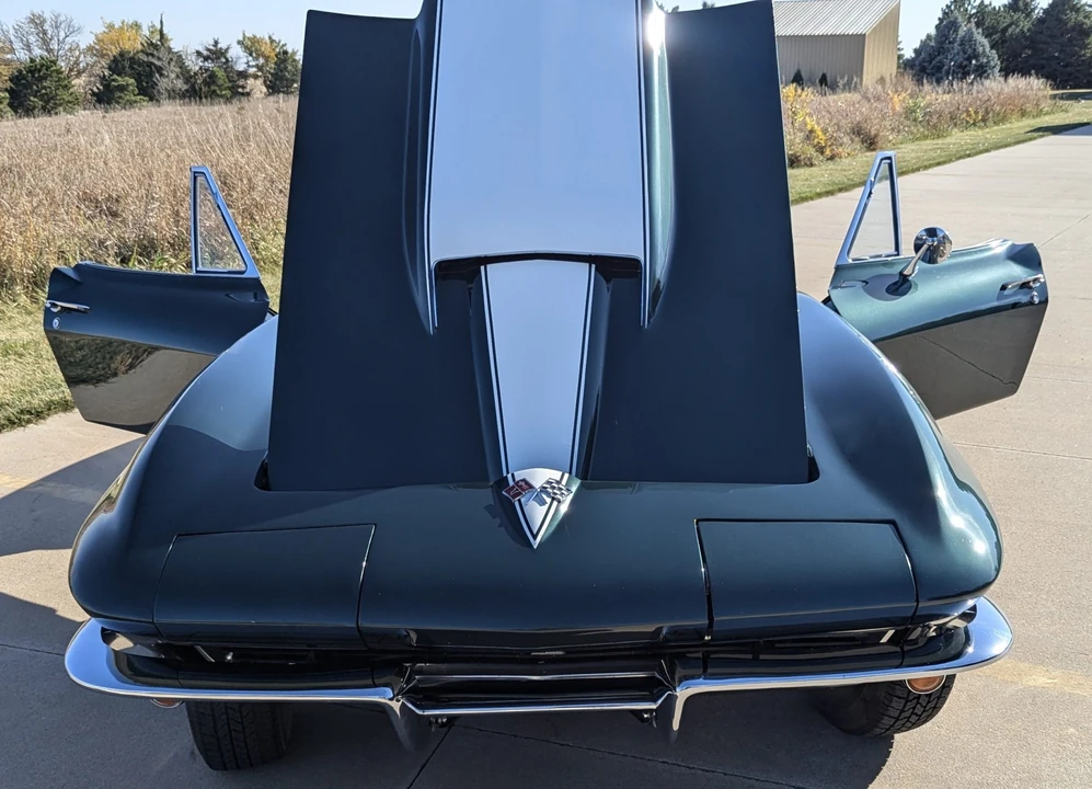 1965 Chevrolet Corvette C2 - Image 27 of 31