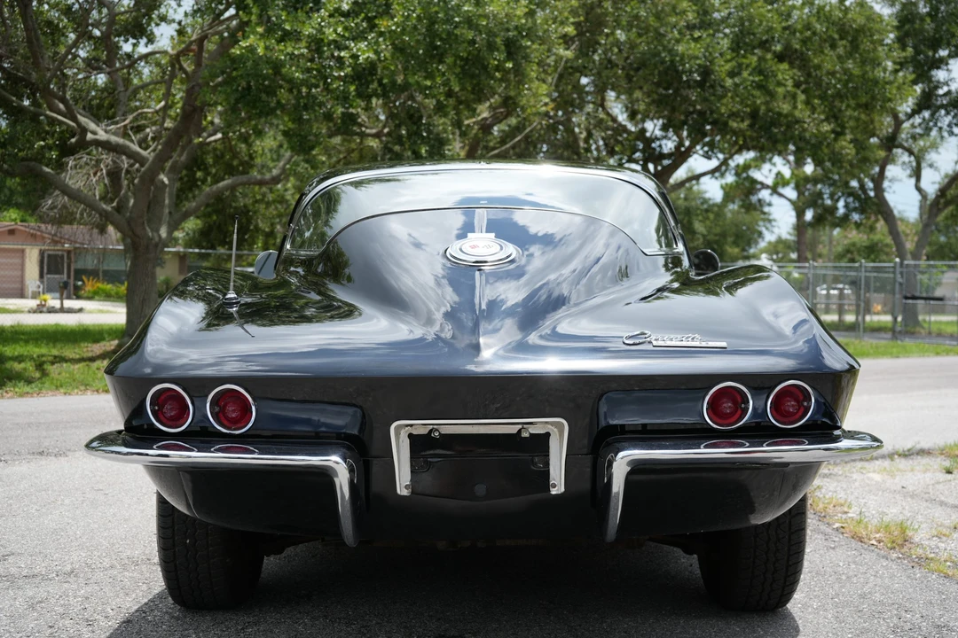 1965 Chevrolet Corvette C2 - Image 14 of 31