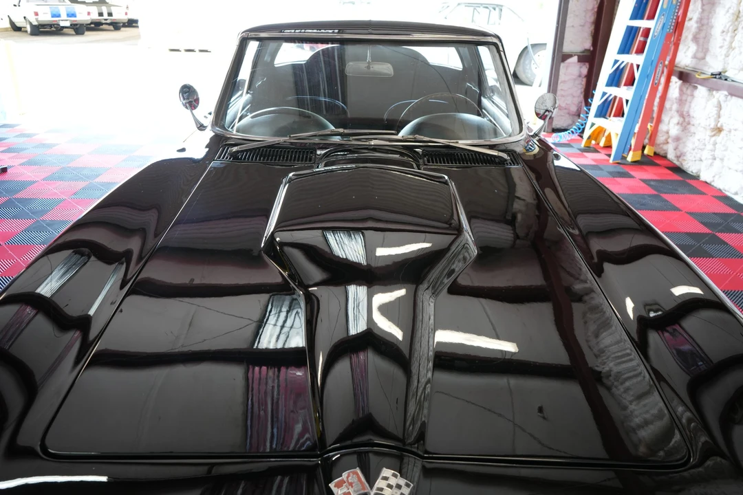 1965 Chevrolet Corvette C2 - Image 25 of 31