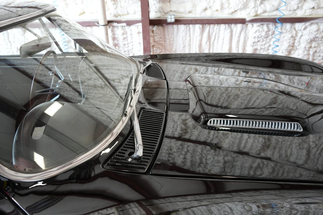 1965 Chevrolet Corvette C2 - Image 29 of 31