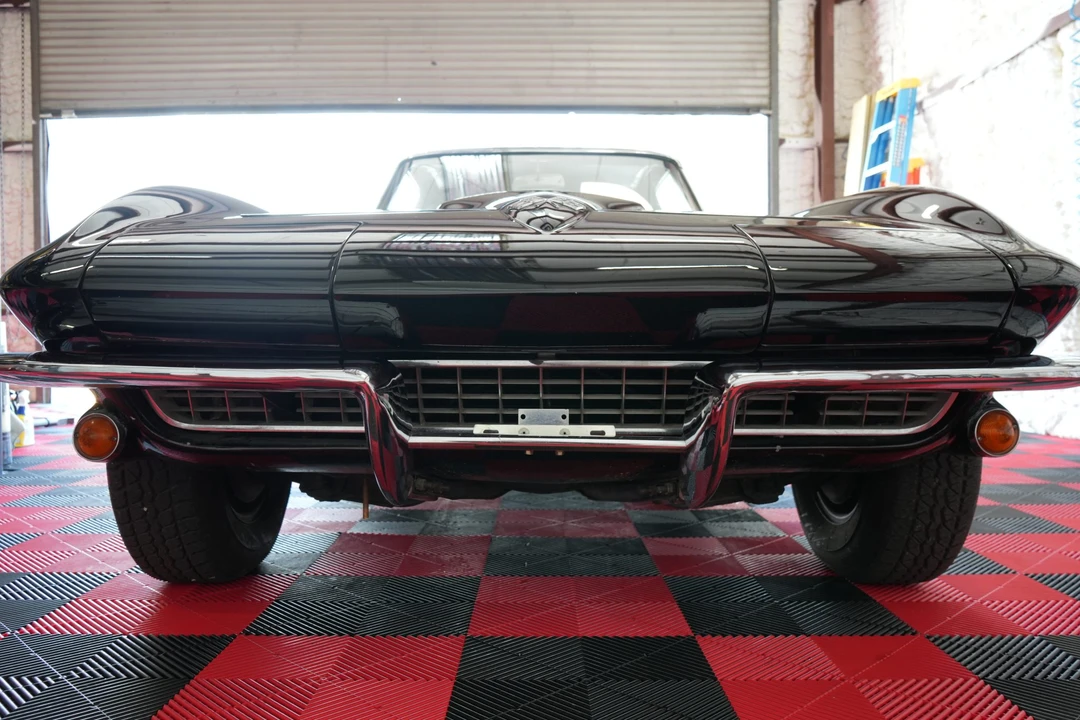 1965 Chevrolet Corvette C2 - Image 16 of 31