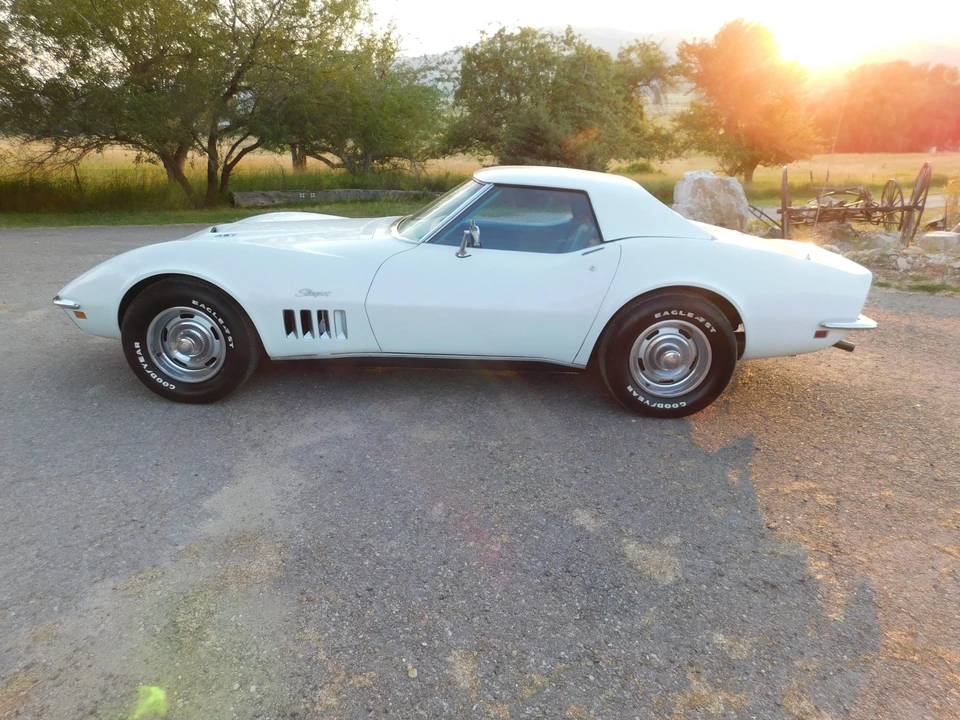 1969 Chevrolet Corvette C3 - Image 14 of 31