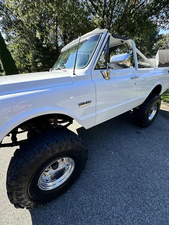 1971 GMC Jimmy 1st Gen - Image 14 of 31