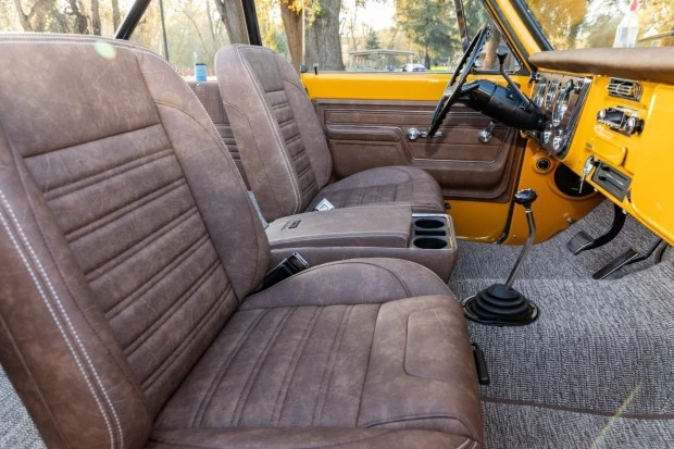 1972 Chevrolet K5 Blazer 1st Gen - Image 4 of 8