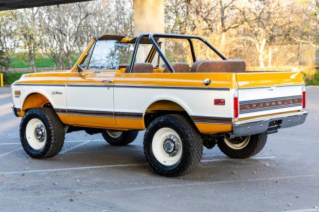 1972 Chevrolet K5 Blazer 1st Gen - Image 2 of 8