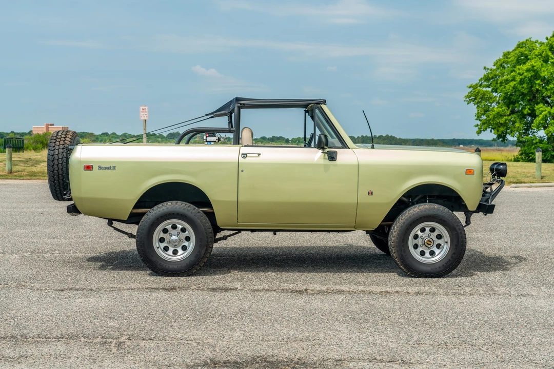 1973 International Harvester Scout - Image 12 of 31