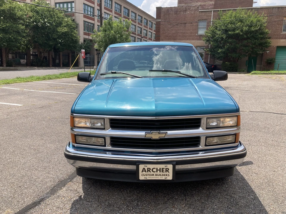 1997 Chevrolet Silverado - Image 11 of 31