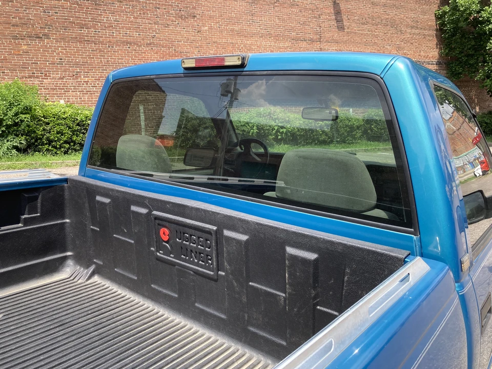 1997 Chevrolet Silverado - Image 17 of 31