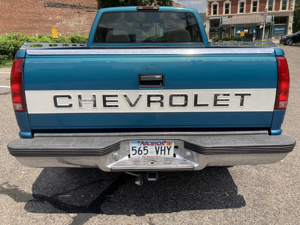1997 Chevrolet Silverado - Image 6 of 31